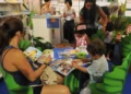 Estudo revela que 53% das famílias raramente leem para criança