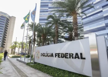 Em ação com a Interpol, PF prende em Dubai hacker do caso Banco Master