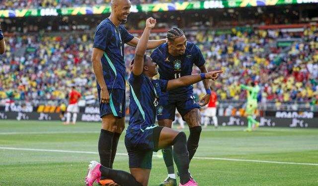 Brasil supera Egito em último compromisso antes da Copa do Mundo