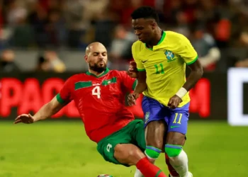 Jogada de Vini Jr. evita derrota do Brasil para Marrocos em estreia na Copa