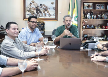 Com investimento superior a R$ 23 milhões, mais de 3 mil cisternas de placa vão beneficiar 18 municípios cearenses