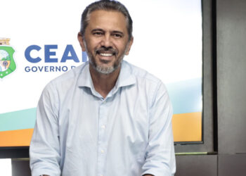 Governador Elmano de Freitas anuncia convocação de 163 professores para as universidades estaduais