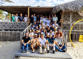 Rota das Falésias promove 1º Fórum de Kitesurf para fortalecimento da modalidade no litoral leste do Ceará