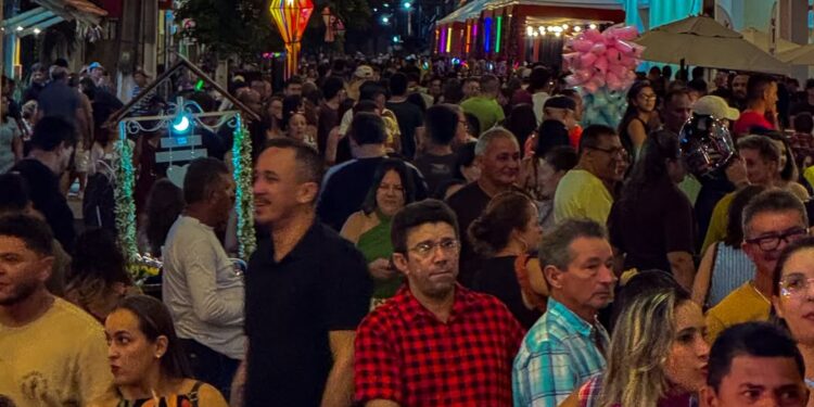 Corredor Cultural abre o São João do Aracati com gastronomia, artesanato e atrações populares