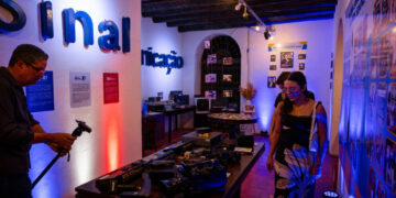 Exposição “Sinal 40 Anos, Sempre com Você” segue no Museu Jaguaribano até dia 13 de junho