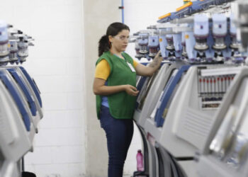 Indústria cearense registra segundo maior saldo de empregos do Nordeste