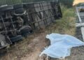 Grave acidente de ônibus com time de basquete escolar deixa sete mortos na CE-187, em Tauá