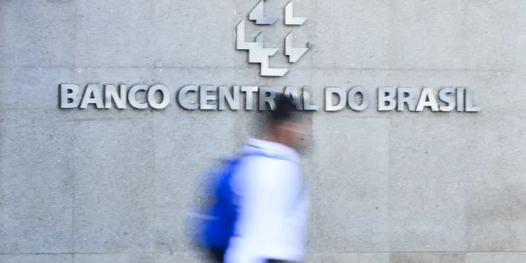 Mercado financeiro eleva previsão da inflação para 5,09% este ano