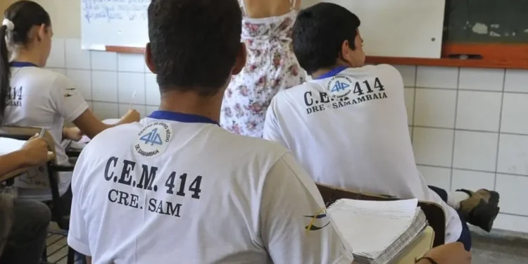 Candidatos ao Enem 2026 devem pagar taxa de inscrição até amanhã, quarta-feira