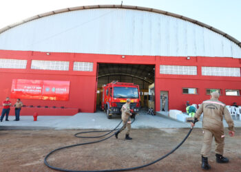 Ceará inaugura quartel do Corpo de Bombeiros na Ibiapaba e autoriza obras do corredor gastronômico de Ubajara