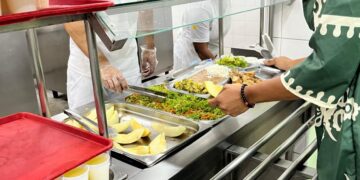 Restaurante Popular de Aracati oferece refeições por R$ 2; confira quem pode ter acesso e os horários de funcionamento