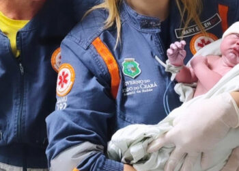Bebê nasce dentro de ambulância do Samu 192 Ceará em Tianguá