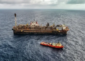 Produção de petróleo e gás no Brasil cresce 14% no 2º trimestre