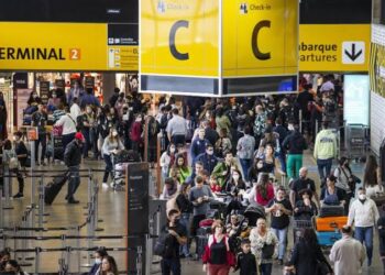 Saiba como declarar online os bens adquiridos em viagem e desembarcar sem burocracia