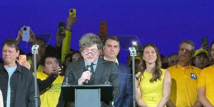 Após ofensas de Milei a Lula, Itamaraty chama embaixador para consulta