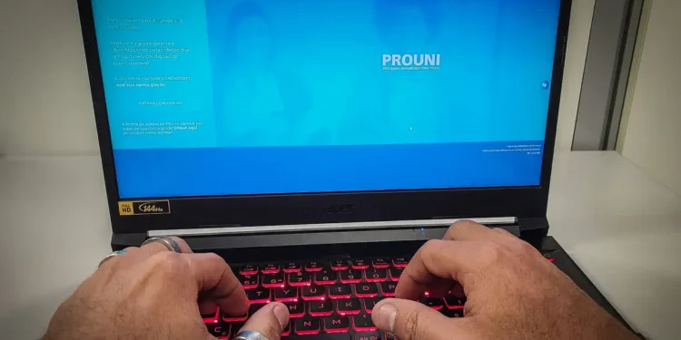 Prouni: candidatos têm até hoje para registro na lista de espera