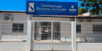 UECE lança edital do Vestibular 2027.1 com 2.812 vagas para cursos de graduação
