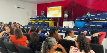 Aracati entrega novo fardamento para Agentes Comunitários de Saúde
