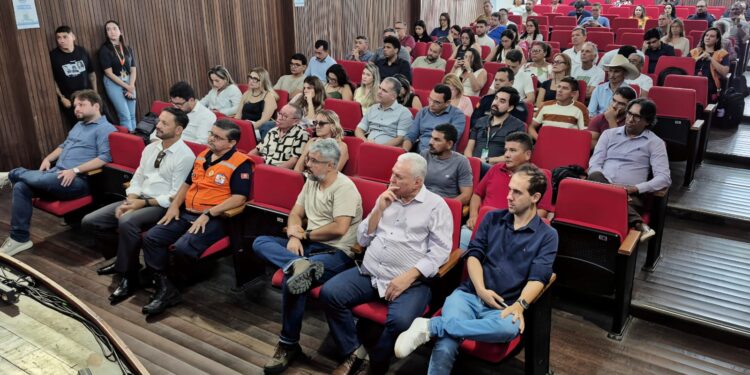 Aracati dá início à construção do Plano Municipal de Redução de Riscos com participação da população