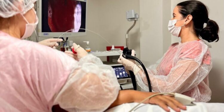 Prefeita Roberta anuncia mutirão de saúde com foco em exames de tomografia e ultrassom em Aracati