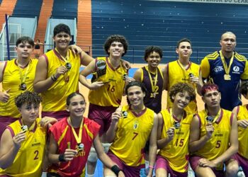 Vôlei Masculino Sub-19 e Adulto de Aracati são campeãos do Litoral Leste 2026