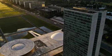 Eleições 2026: saiba quais são as atribuições de senadores e deputados