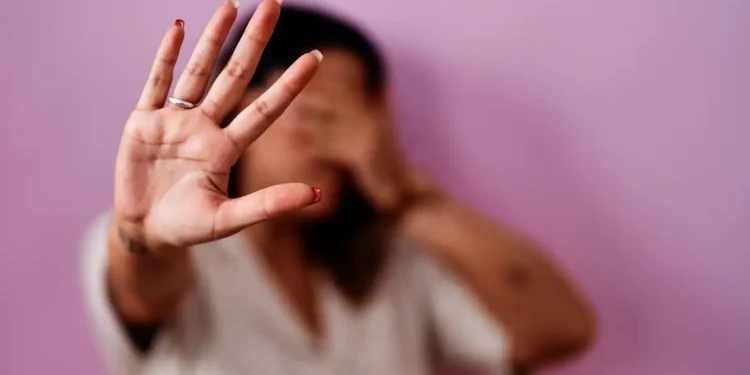 Delegacia Digital da Mulher permite que vítima denuncie mais rápido