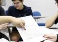 Encceja 2026: alunos já podem consultar cartilha de redação