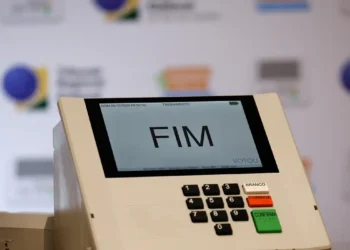 Eleitor tem até esta quinta-feira (20) para solicitar voto em trânsito