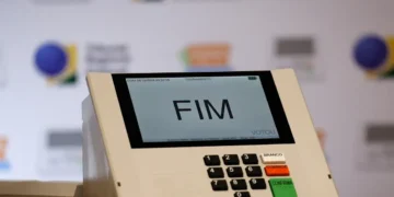 Eleitor tem até esta quinta-feira (20) para solicitar voto em trânsito