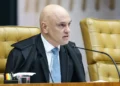 Moraes encaminha a Fachin pedido de investigação contra Mendonça