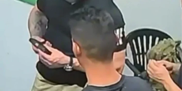 Homem é atingido por disparo acidental dentro de clube de tiro no Paraná