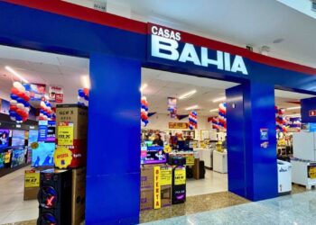 Casas Bahia realiza leilão de eletrodomésticos neste sábado (12)