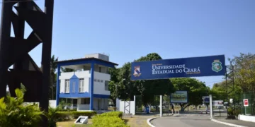 Inscrições para vestibular da Uece encerram nesta terça-feira (15)
