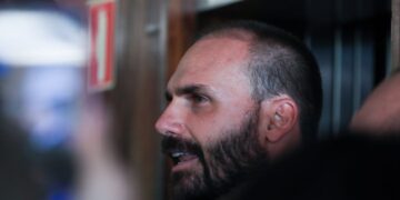 Primeira Turma do STF mantém condenação de Eduardo Bolsonaro